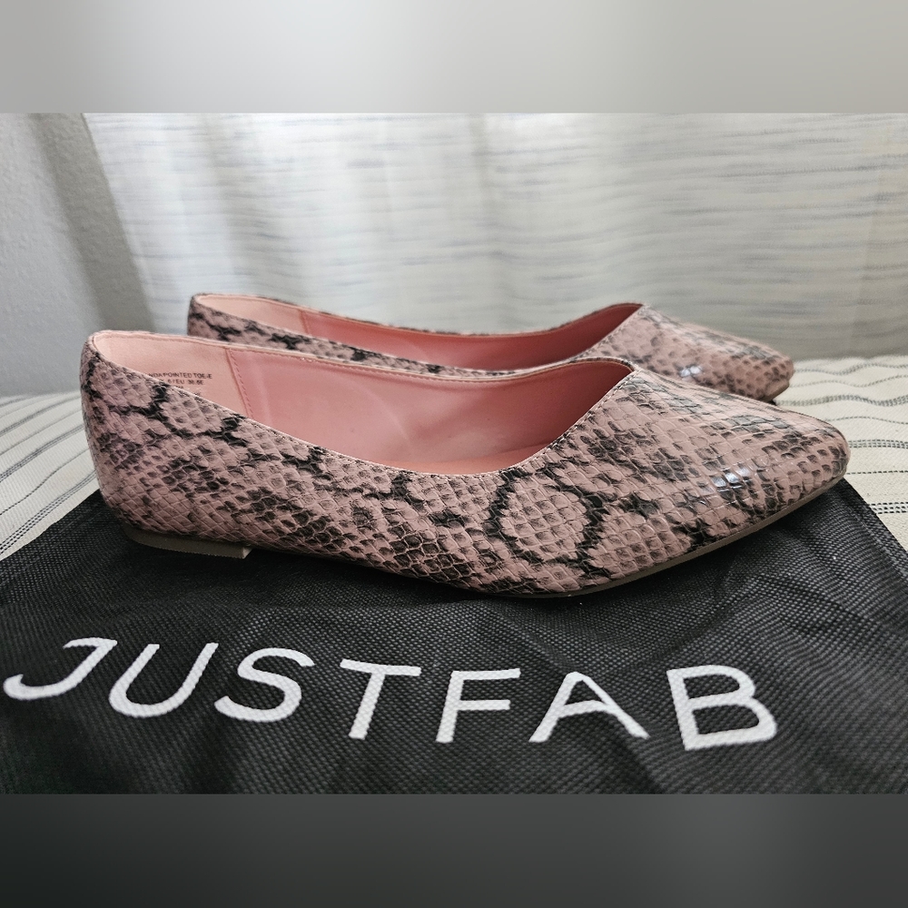 Just Fab Amanda Pointed toe ballet slipper flats, size 8